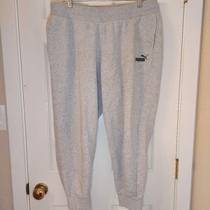 🌷Puma jogger sweats